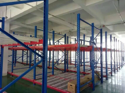 Bulk Storage Mesh Shelving