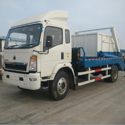 CDW garbage truck
