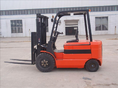 CPD35C Battery Powered Forklift Truck