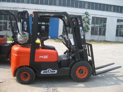 CPQD25FR LPG & Gasoline Powered Forklift Truck