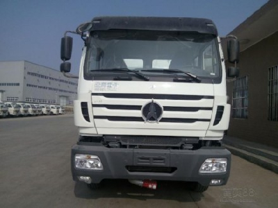 Beiben North Benz 6*4 8*4 Fuel Tank Truck 20-40CBM Capacity