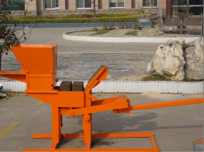 Small New Design QMR2-40 Cement Interlocking Brick Making Machine of Low Cost Clay Block Making Machine
