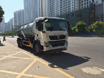 Sinotruk 336hp vacuum suction vehicle ,sewer truck