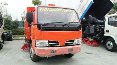 4*2 road sweeper truck right hand drive