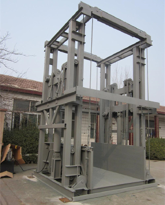 Heavy load guide rail type elevator