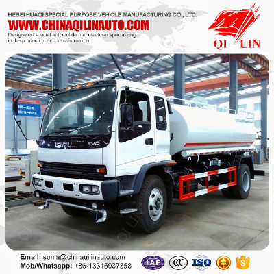 Isuzu chassis 4X2 6000 liters water tank truck