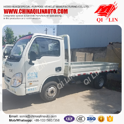 Yuejin 4X2 1 ton light breast board truck with gasoline engine
