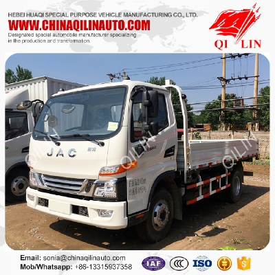 Euro 4 emission low board truck with 6 tyres