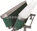 Wool sheep conveyor
