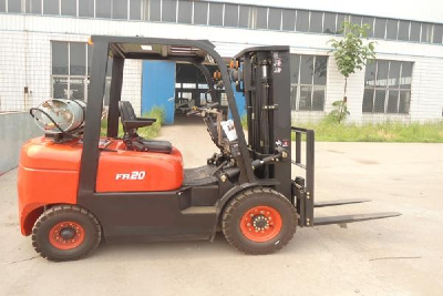 CPQD25FR LPG & Gasoline Powered Forklift Truck