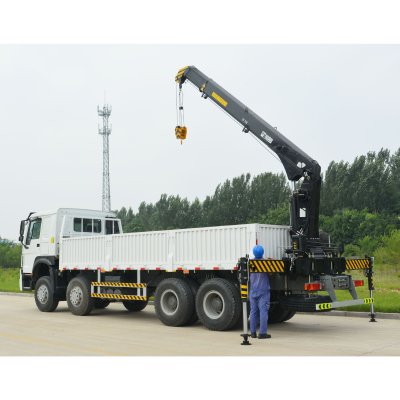 SINOTRUK-HIAB 6.3 Ton Truck Mounted Crane with North Europe Technology