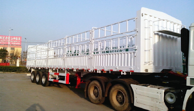 LHY9405CLXY Stake transport trailer