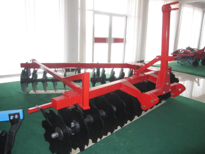 1BJX OFFSET MEDIUM SIZED DISC HARROW