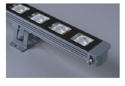 Vertical facade illuminating wall washer-18*1W