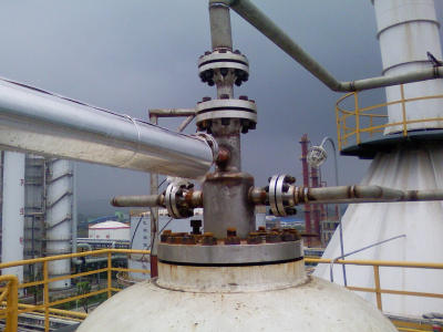 Pure oxygen gas to methanol conversion burner