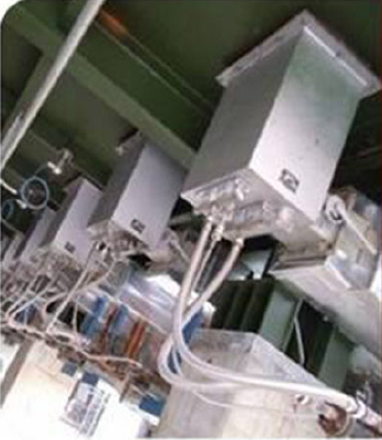 Heating furnace burner for delayed coking unit