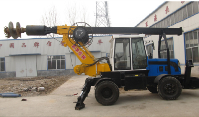 Wheeled rotarydiggingmachine