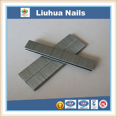 Hot Selling silver color supply gun nails 4j industrial staples for hardware business.