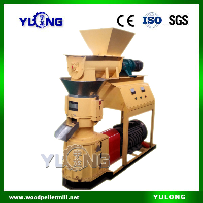 Small alfalfa pellet making machine