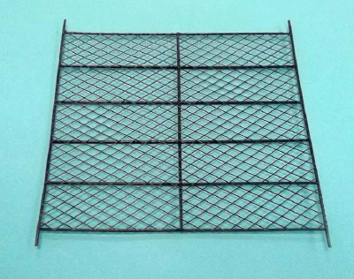 Spray wire mesh cover member
