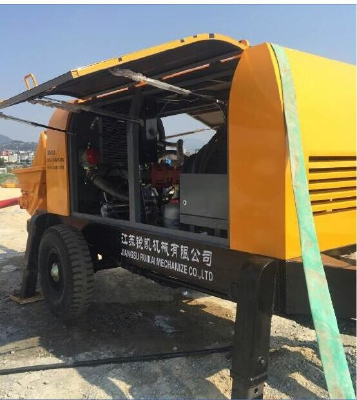 Concrete pump