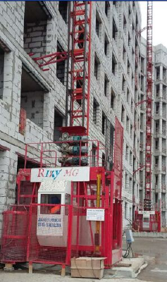 Construction lift
