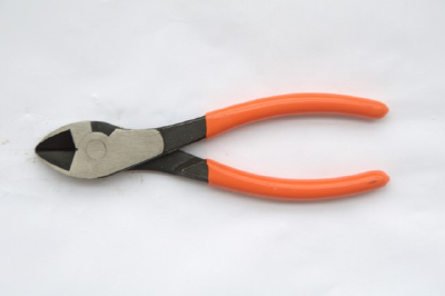 LVL1008Oblique nose pliers