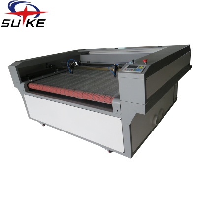 Auto feeding laser engraving machine for sale (1600*1000mm)
