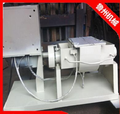 Kneading machine double cylinder common kneader kneading machine