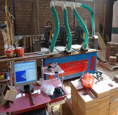 Woodworking engraving machine