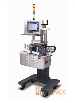 High speed instant printing labeling machine