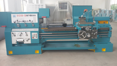 Q1313 PIPE THREAD LATHE