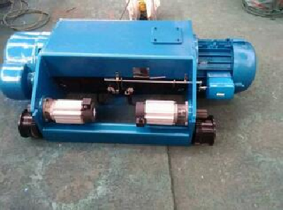 Integrated electric hoist