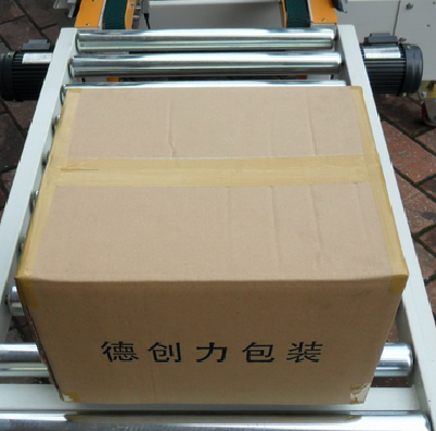 Corner edge sealing machine