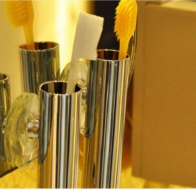 Creative suction-cup toothbrush rack