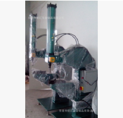 Pressure riveting machine