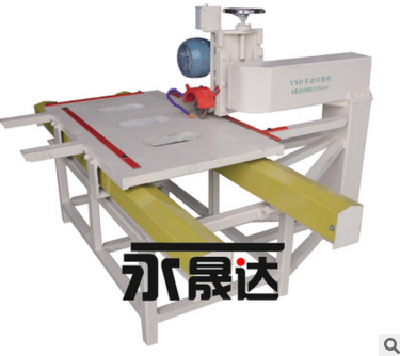 Hand push type ceramic tile cutting machine