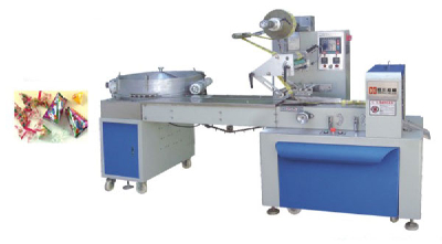 Automatic multi-speed automatic pillow packing machine