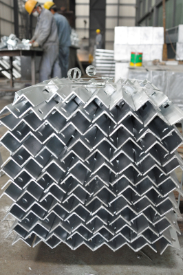 Custom made hot dip galvanizing angle iron