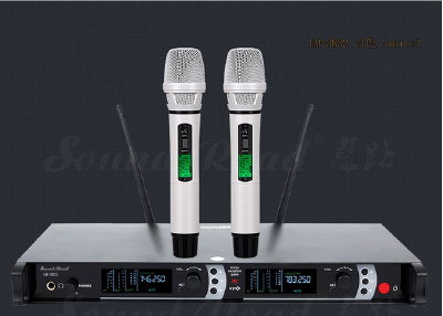 EM-3832 Home entertainment microphone