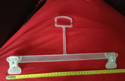 Anti slip plastic thickening trousers rack