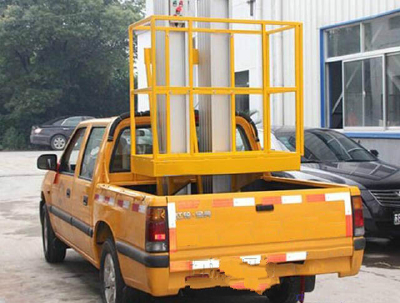 Vehicle mounted aluminum alloy type lifting platform