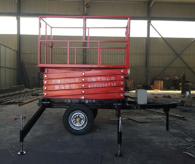 Two wheel traction type lift platform