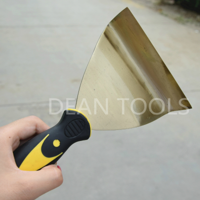 NON SPARKING derusting hoe ,with wooden handle , fiberglass handle