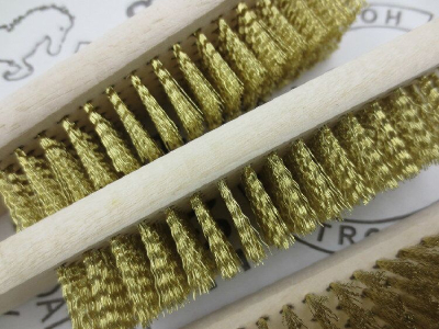 non sparking brass wire brush with wooden handle