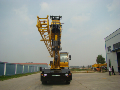 New design 60 ton rough terrain crane