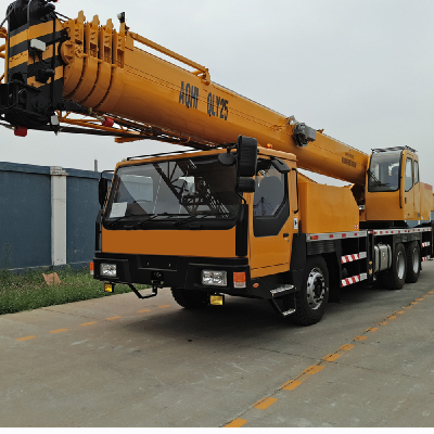 25 ton truck crane