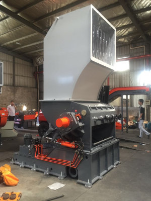 GTX a series of Rubber and plastic crusher crusher crusher leather plastic recycling equipment