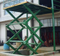 Rail-type cargo lifts