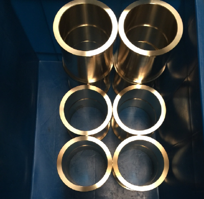 Double flange bushing